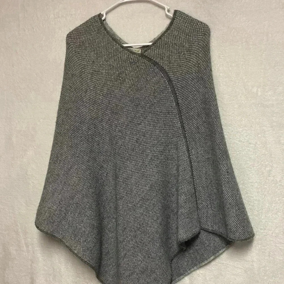 FRATELLI TALLI made in Italy gray pullover poncho shawl seater OS - Picture 4 of 8